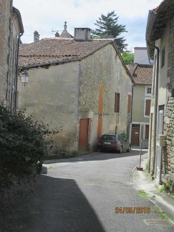 Вілла Rue Des Douves Verteuil-sur-Charente Екстер'єр фото